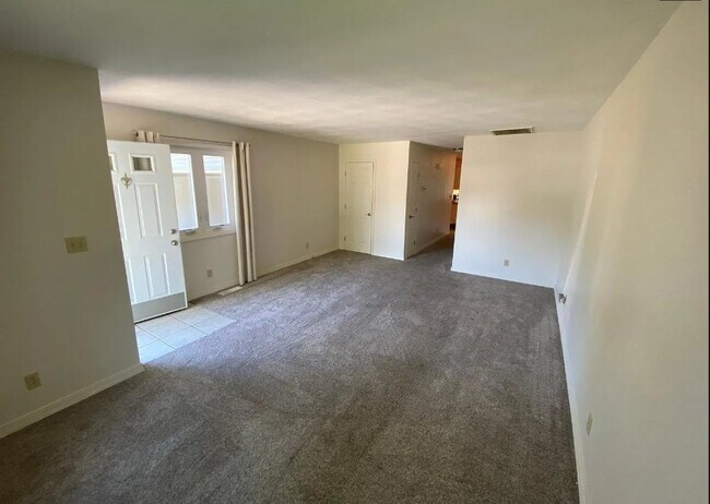 Foto del edificio - 2316 Austin Dr