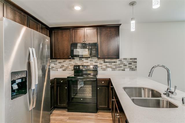 Building Photo - 526 Olmstead Dr