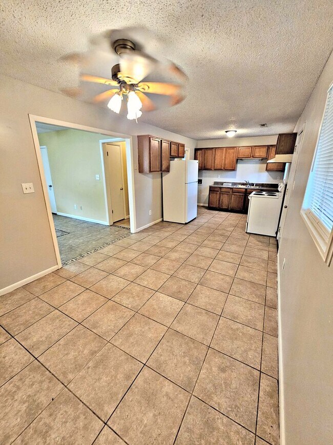 Foto del edificio - ***MOVE IN SPECIAL***HOUSE FOR RENT - DECATUR SW