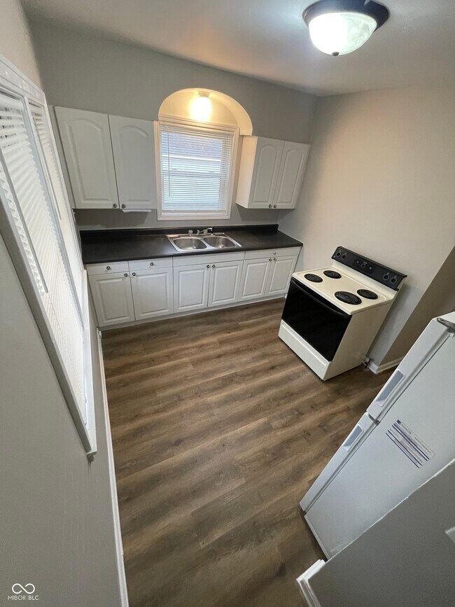 Foto del edificio - 8763 E 46th St