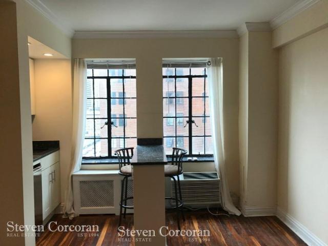 Foto principal - 0 bedroom in New York NY 10017