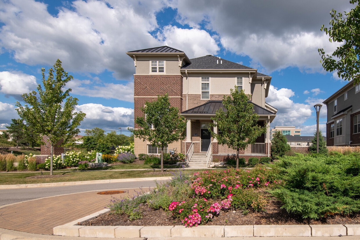 Primary Photo - 21543 W Field Ct