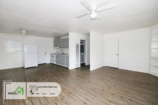 Building Photo - 2735 Radio Ln