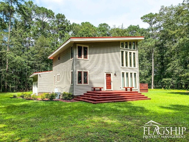 Photo - 1228 Forest Acres Dr House