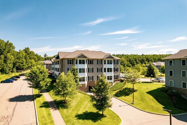 Interior Photo - Village at Autumn Pond