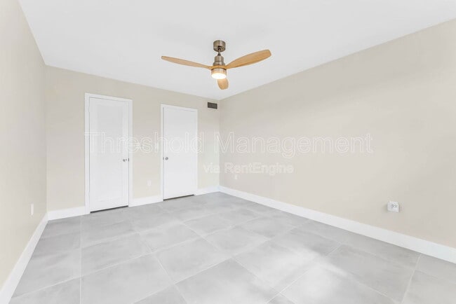 Building Photo - 8515 Sunrise Lakes Blvd