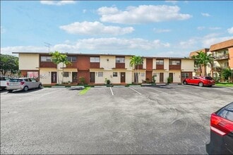 Building Photo - 20 SW 108th Ave