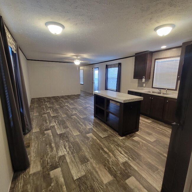 Foto del edificio - 10 Golfview Ct