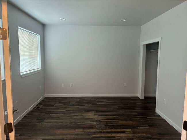 Building Photo - 12 US-12