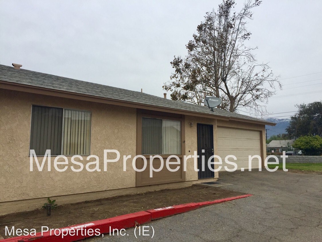 Primary Photo - 14941 Yucca Ave