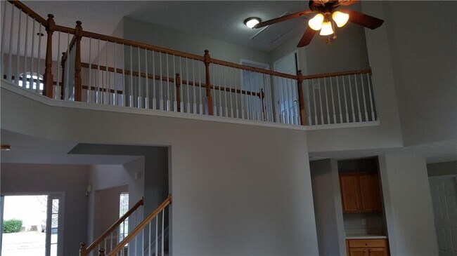 Foto del edificio - 3652 Roxfield Dr NE