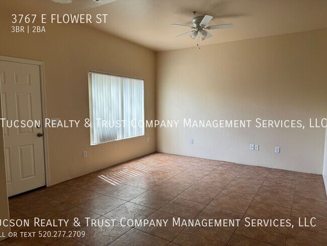 Foto del edificio - 3767 E Flower St