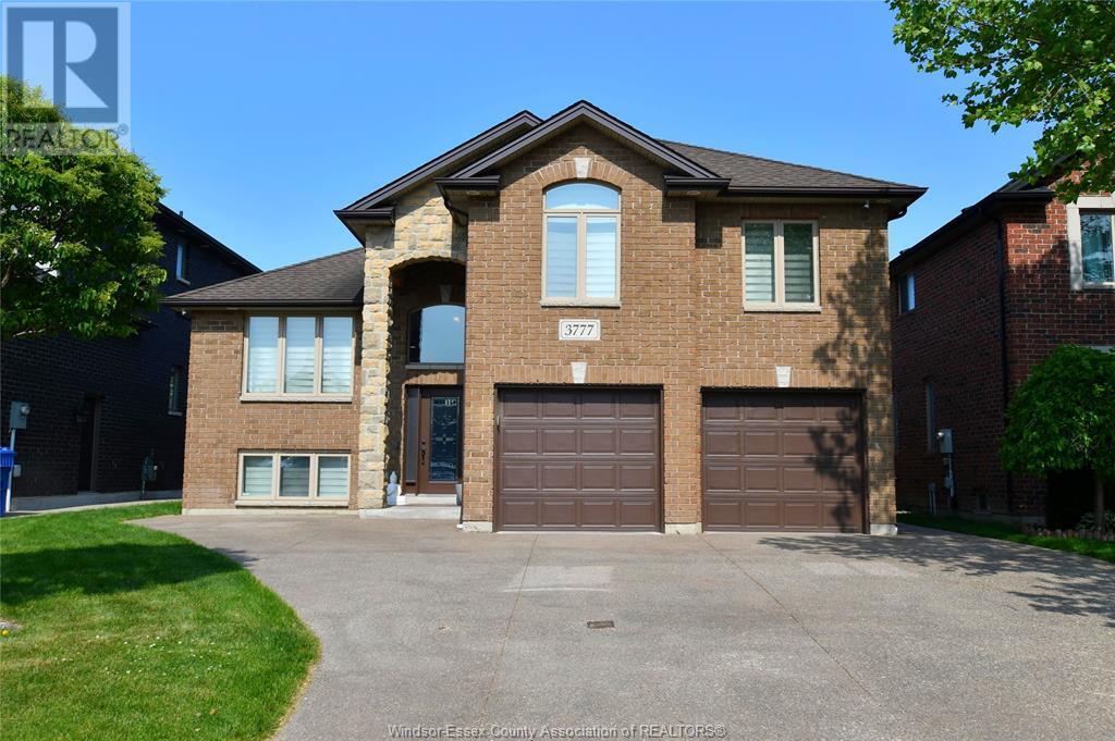 Photo principale - 3777 Deerbrook Dr