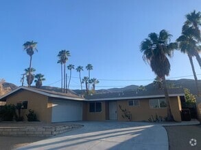 Building Photo - 39250 Lillie Cir