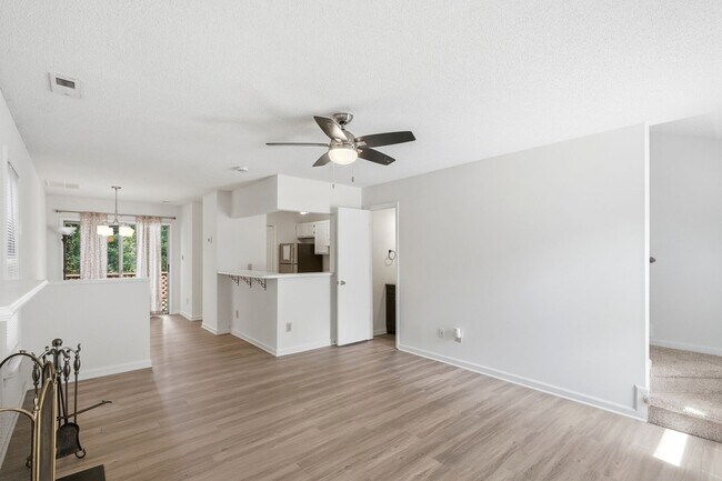 Foto del edificio - 5211 Lynnville Ave