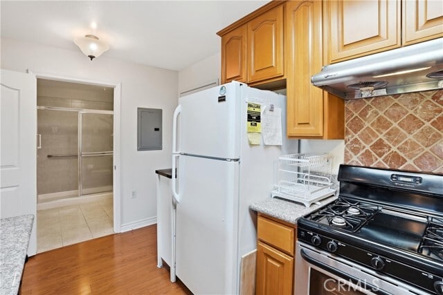 Building Photo - 17888 Alburtis Ave