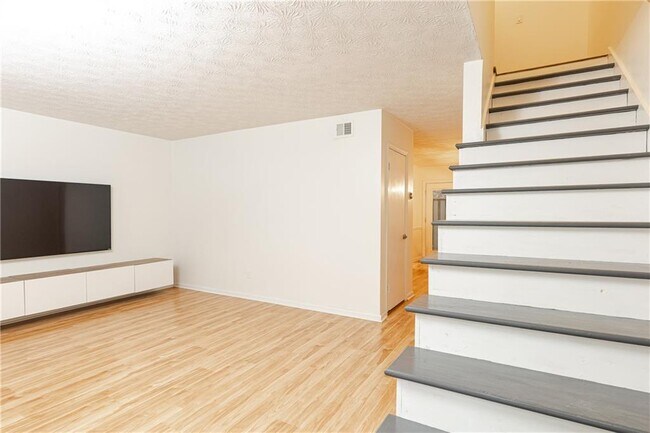 Foto del edificio - 12 Arpege Way NW