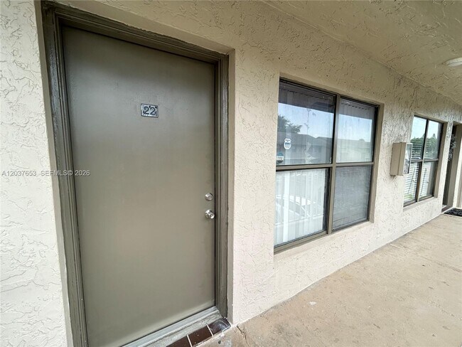 Building Photo - 15332 SW 72nd St