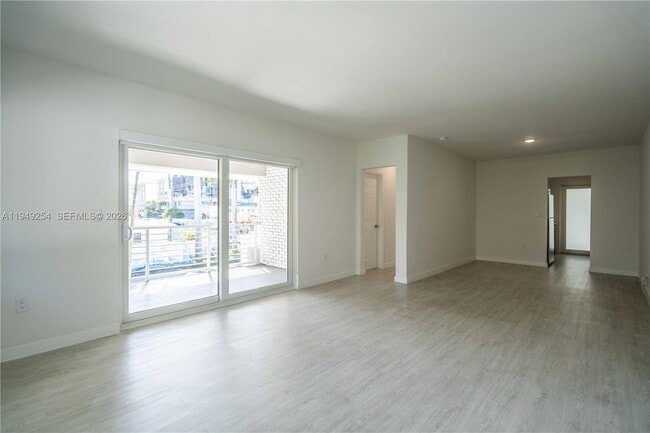 Building Photo - 1185 98th St