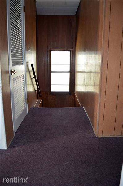 Foto del edificio - 815 E 2nd St