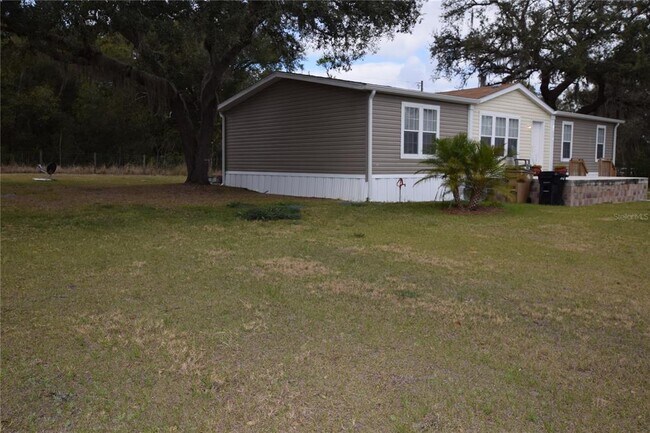 Building Photo - 21330 County Rd 455