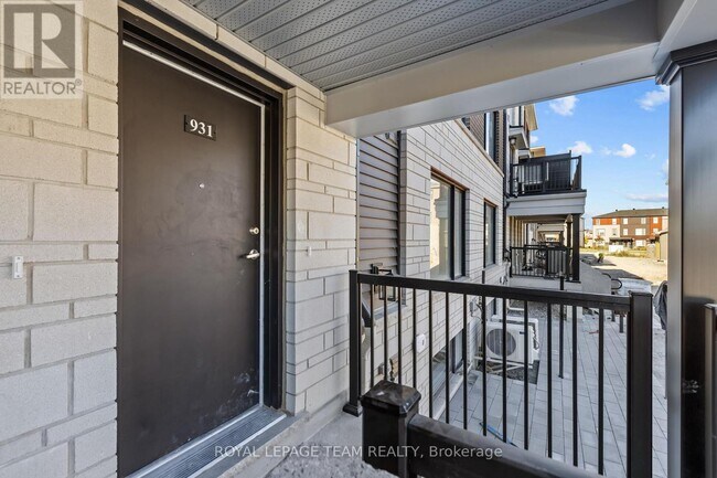 Photo du bâtiment - 931 Creekway Private