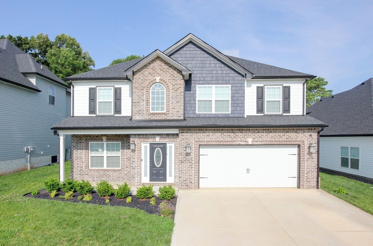 Huge 5 bed 3 ba. Gorgeous House Near Post... - Huge 5 bed 3 ba.  Gorgeous House Near Post...
