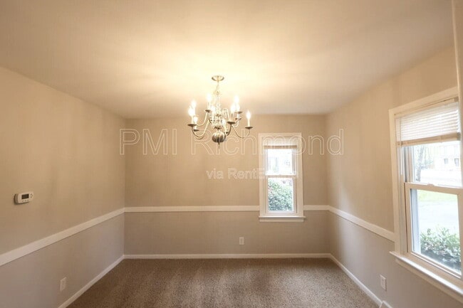 Building Photo - 401 Walton Park Rd