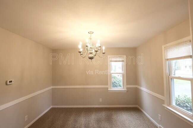 Foto del edificio - 401 Walton Park Rd