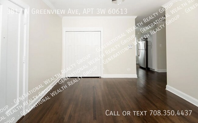 Building Photo - 3817 N Greenview Ave