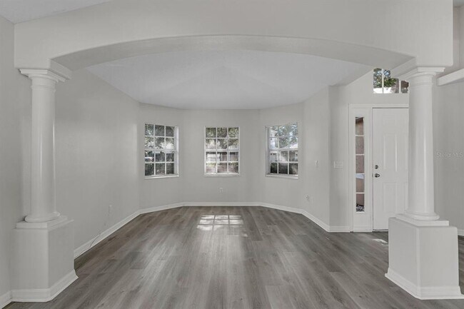 Foto del edificio - 15412 Montilla Loop