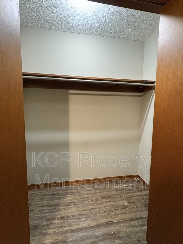 Foto del edificio - 1007 Cedar St