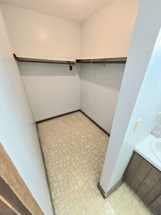 Foto del edificio - 9100-9120 N Lima Rd