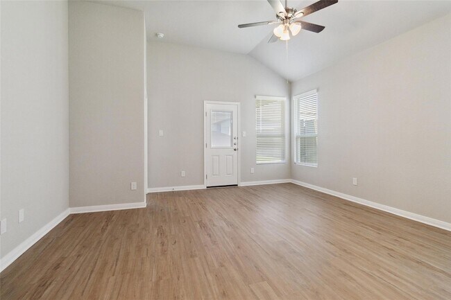 Building Photo - 170 Schrader Dr