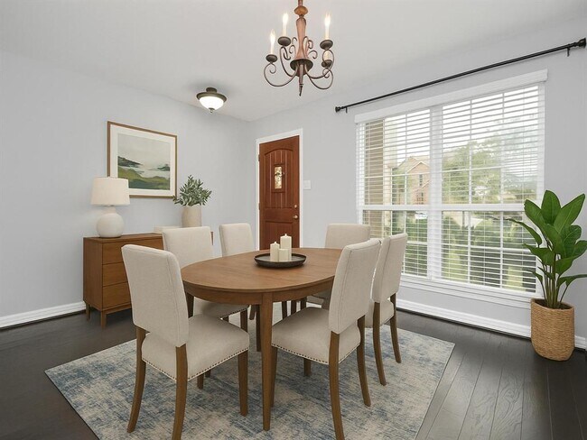 Foto del edificio - 9970 Morgan Creek Ln