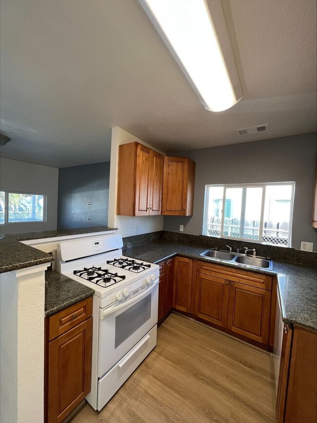 Foto del edificio - 4136 7th Ave