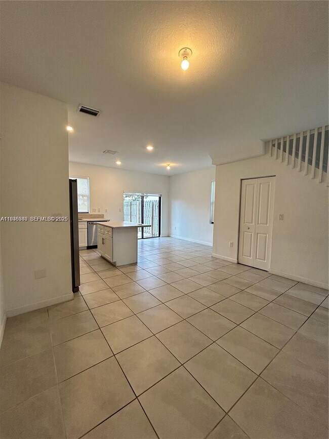 Foto del edificio - 10090 SW 228th Terrace