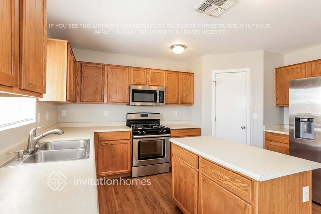 Foto del edificio - 12417 N 127th Dr