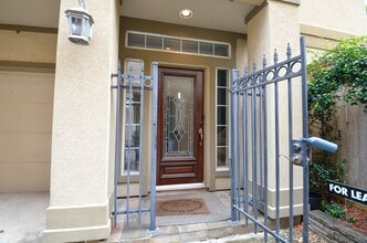 Building Photo - 4609 Floyd St