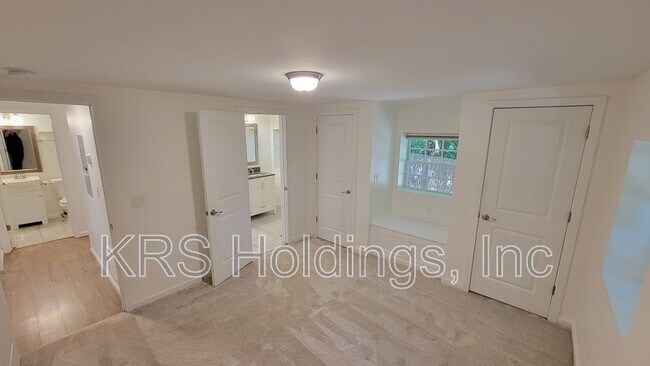 Foto del edificio - 1413 Battery Dr