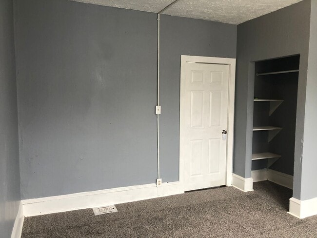 Foto del edificio - 3206 W 50th St