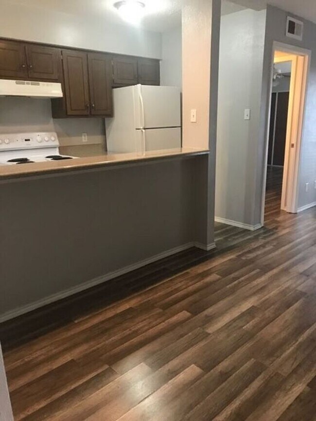Foto del edificio - Condo Available at Boca Club Condominiums!