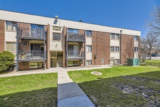 Building Photo - 5995 W Hampden Ave