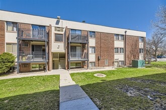 Building Photo - 5995 W Hampden Ave
