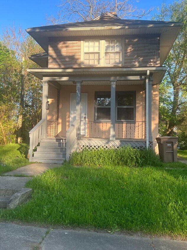 498 Omar St, Pontiac, MI 48342 House Rental in Pontiac, MI