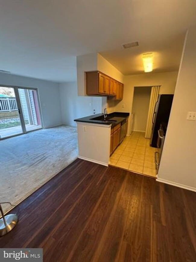 Foto del edificio - 11703 Olde English Dr