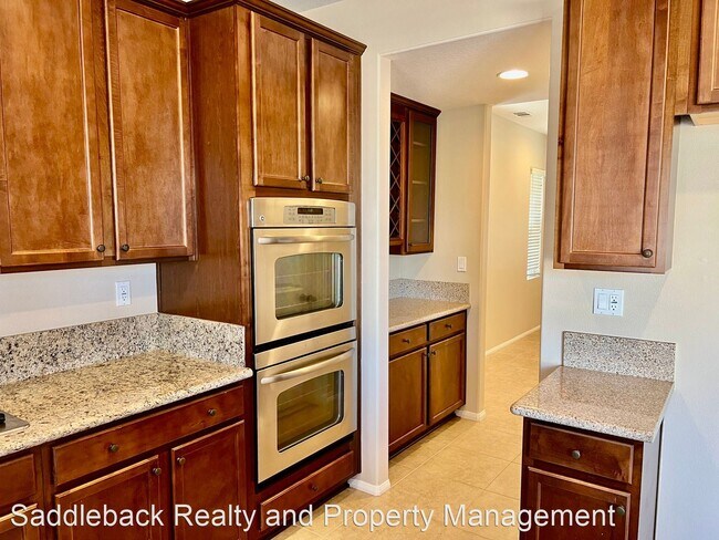 Building Photo - 4 br, 3 bath House - 1301 Alee Cir