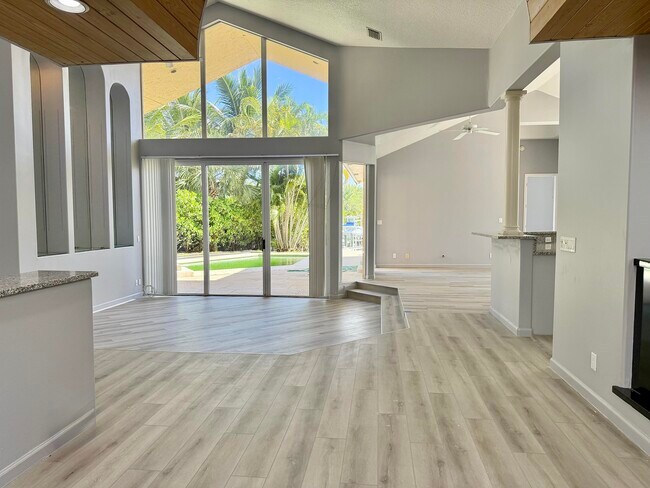 Foto del edificio - 400 Corsair Dr