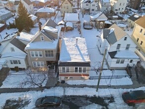 Building Photo - 245 Pierre Ave