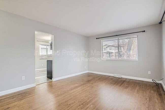 Building Photo - 401 W Bates Ave